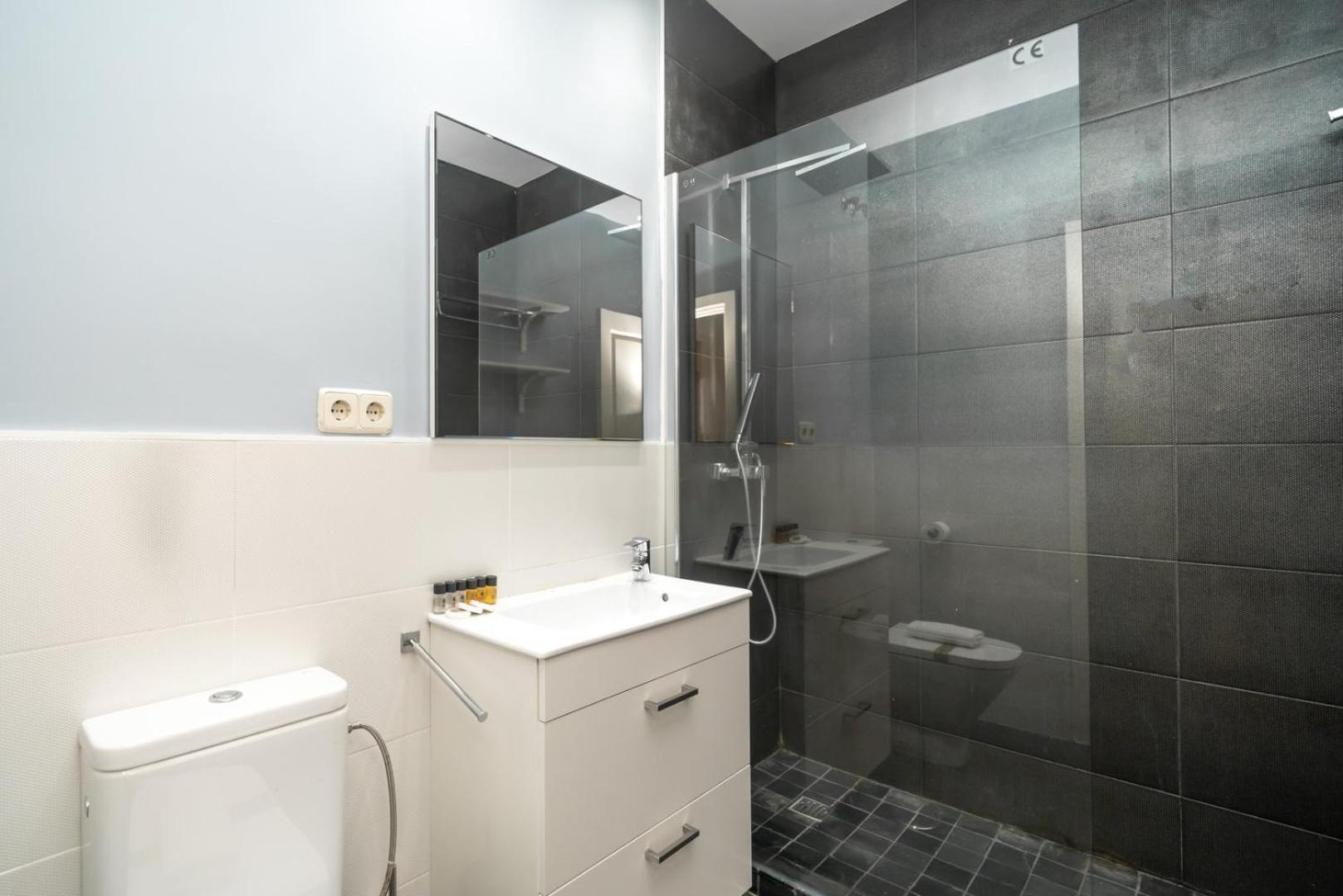 Guestready - Cozy Stay In The Heart Of Мадрид Экстерьер фото